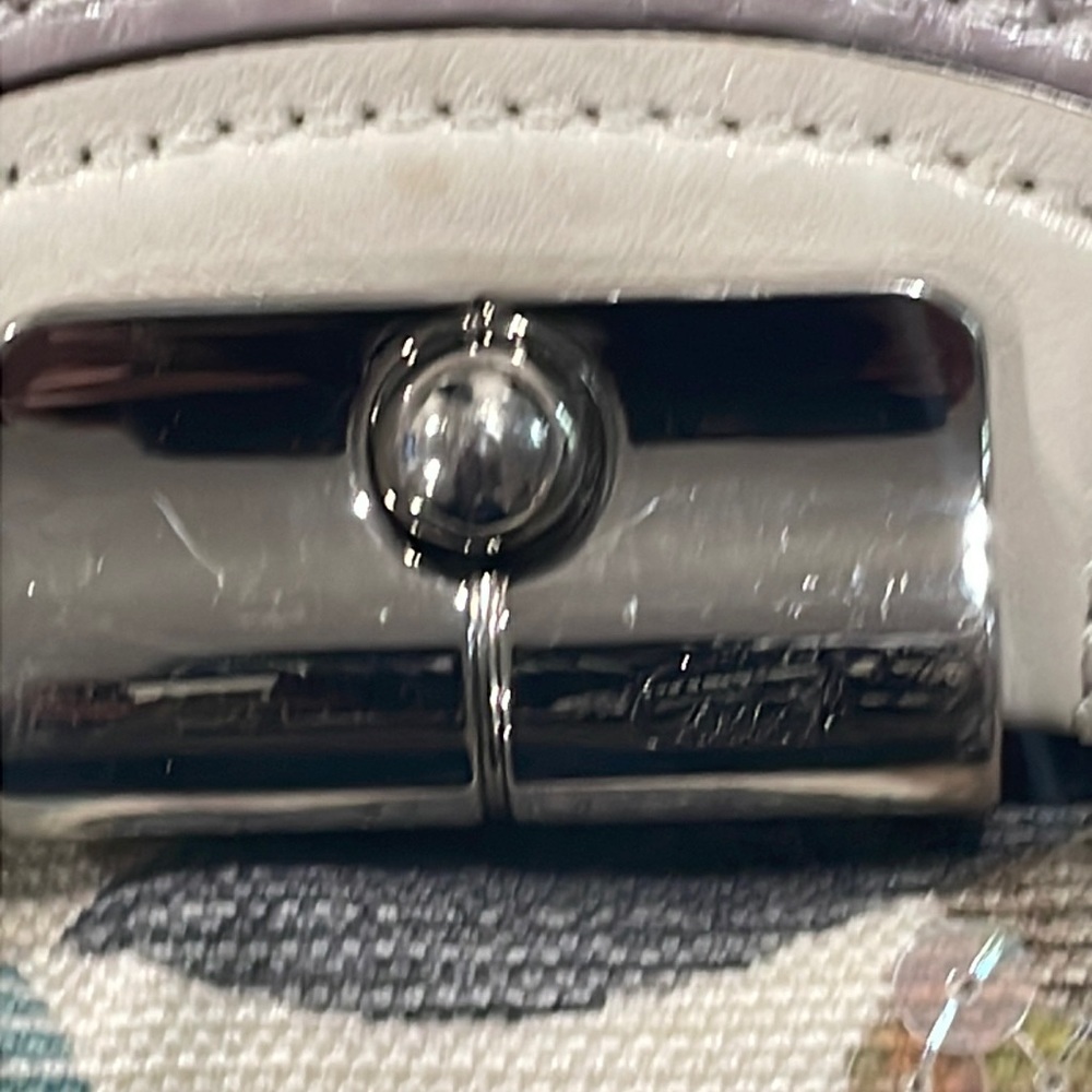 Coach shoulder bag . Never used